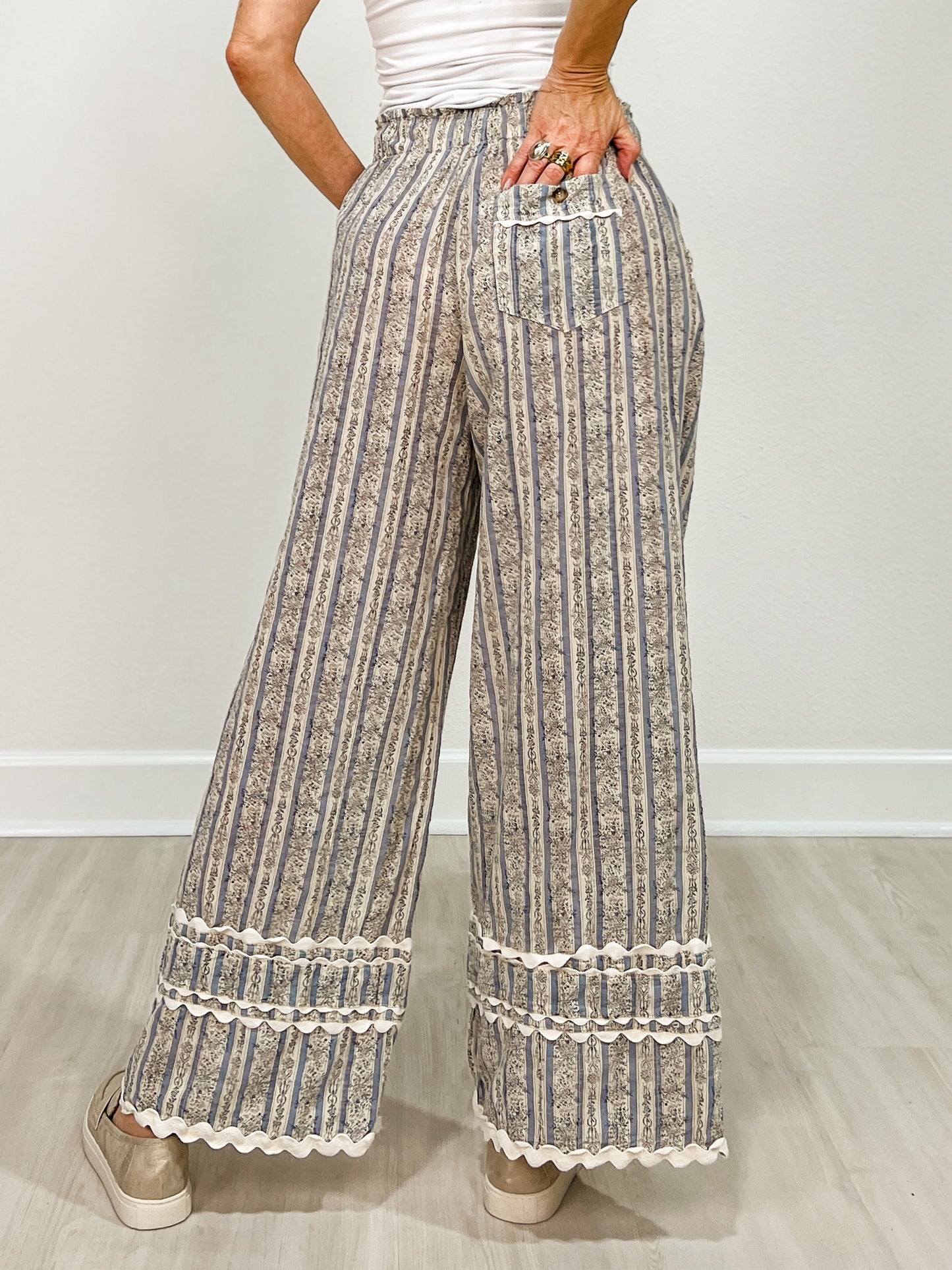 Vintage Striped Print Wide Leg Pants