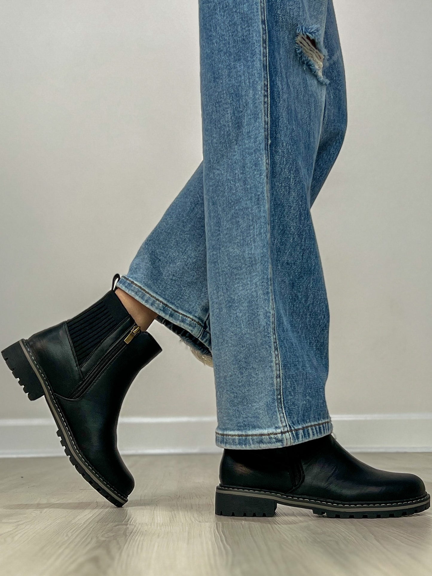 Corkys Don't Be Difficult Boots in BLACK