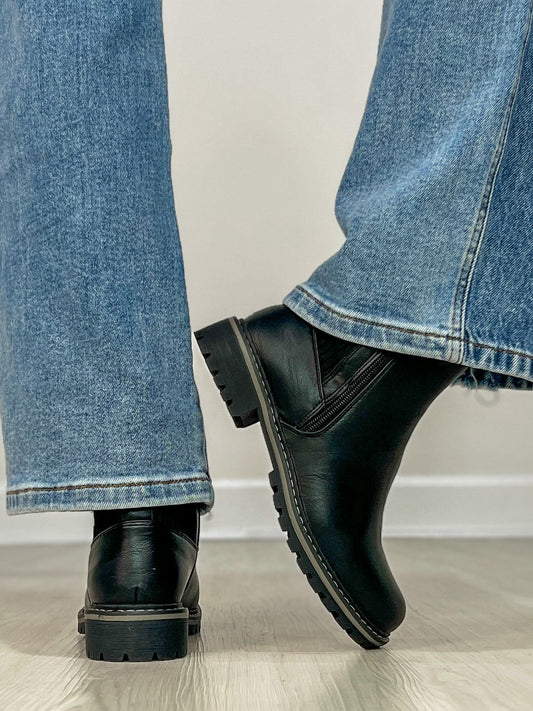 Corkys Don't Be Difficult Boots in BLACK