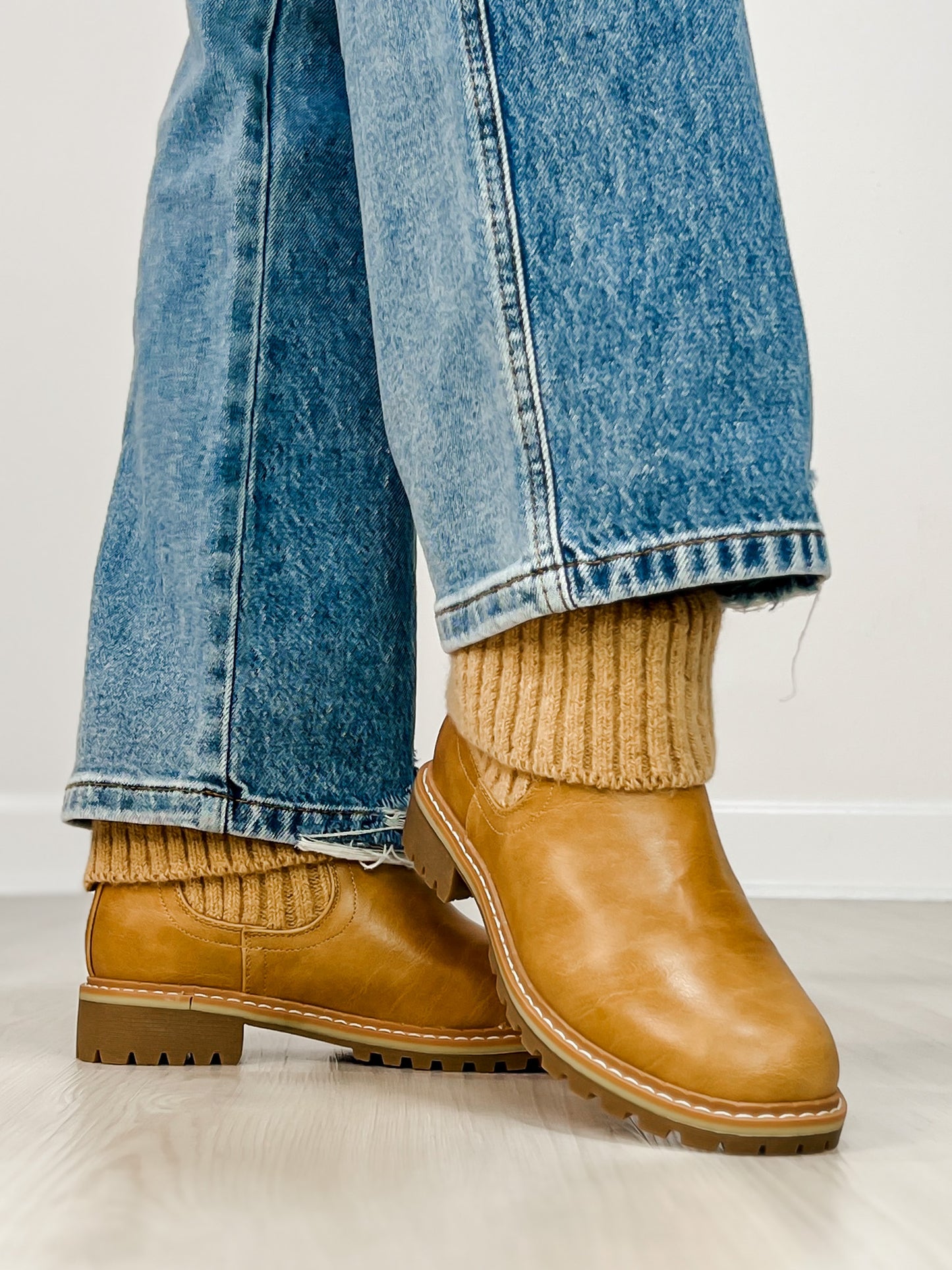 Corkys Quiver Boots in CARAMEL