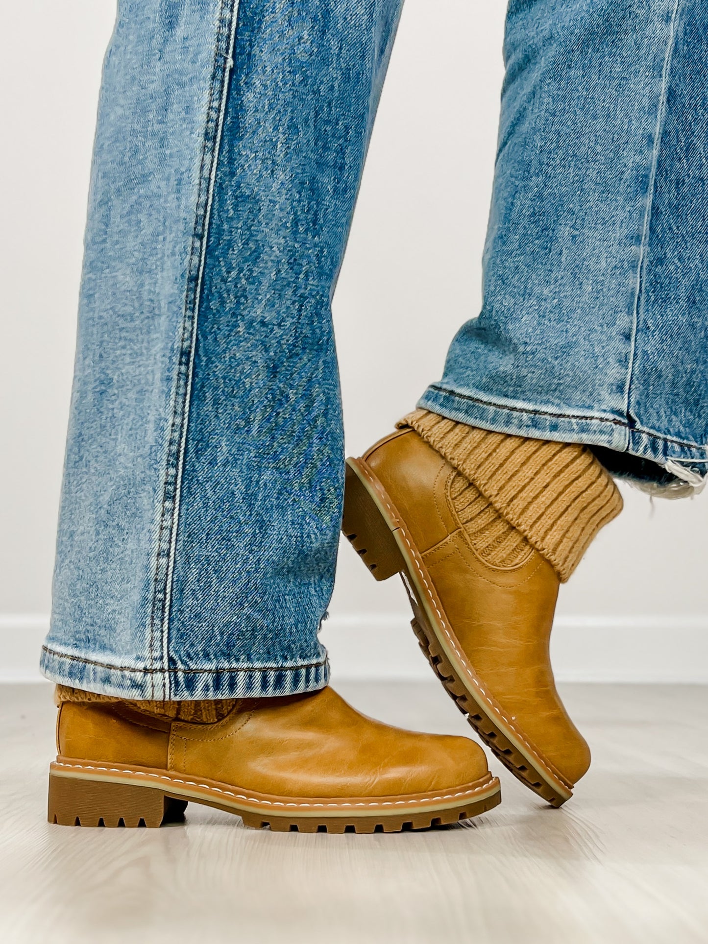 Corkys Quiver Boots in CARAMEL