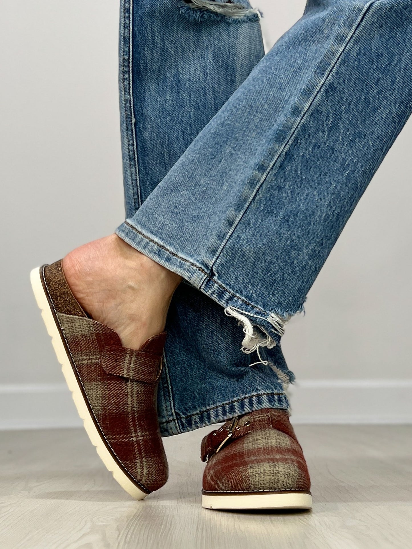Corkys Day Dream Clogs in RUST PLAID