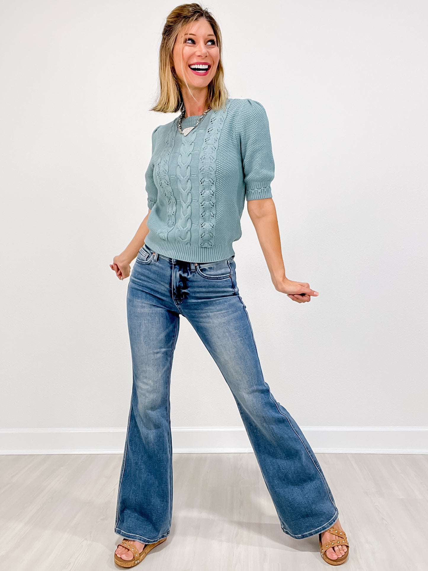 Judy Blue STILL STANDING Mid-Rise Tummy Control Vintage Wash Non-Distressed Flare Jeans