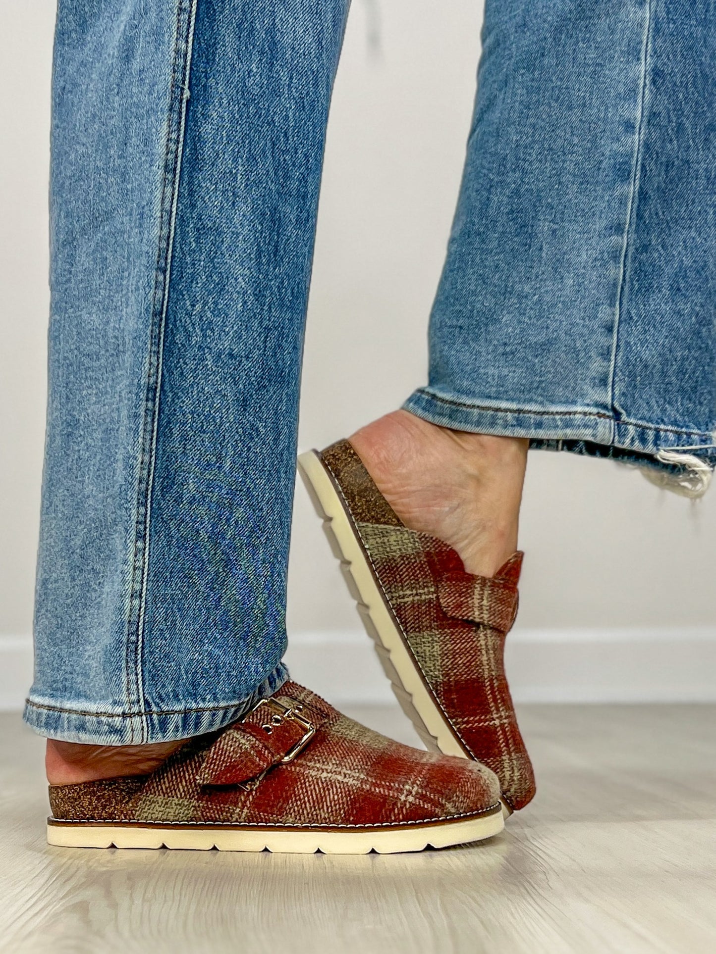 Corkys Day Dream Clogs in RUST PLAID