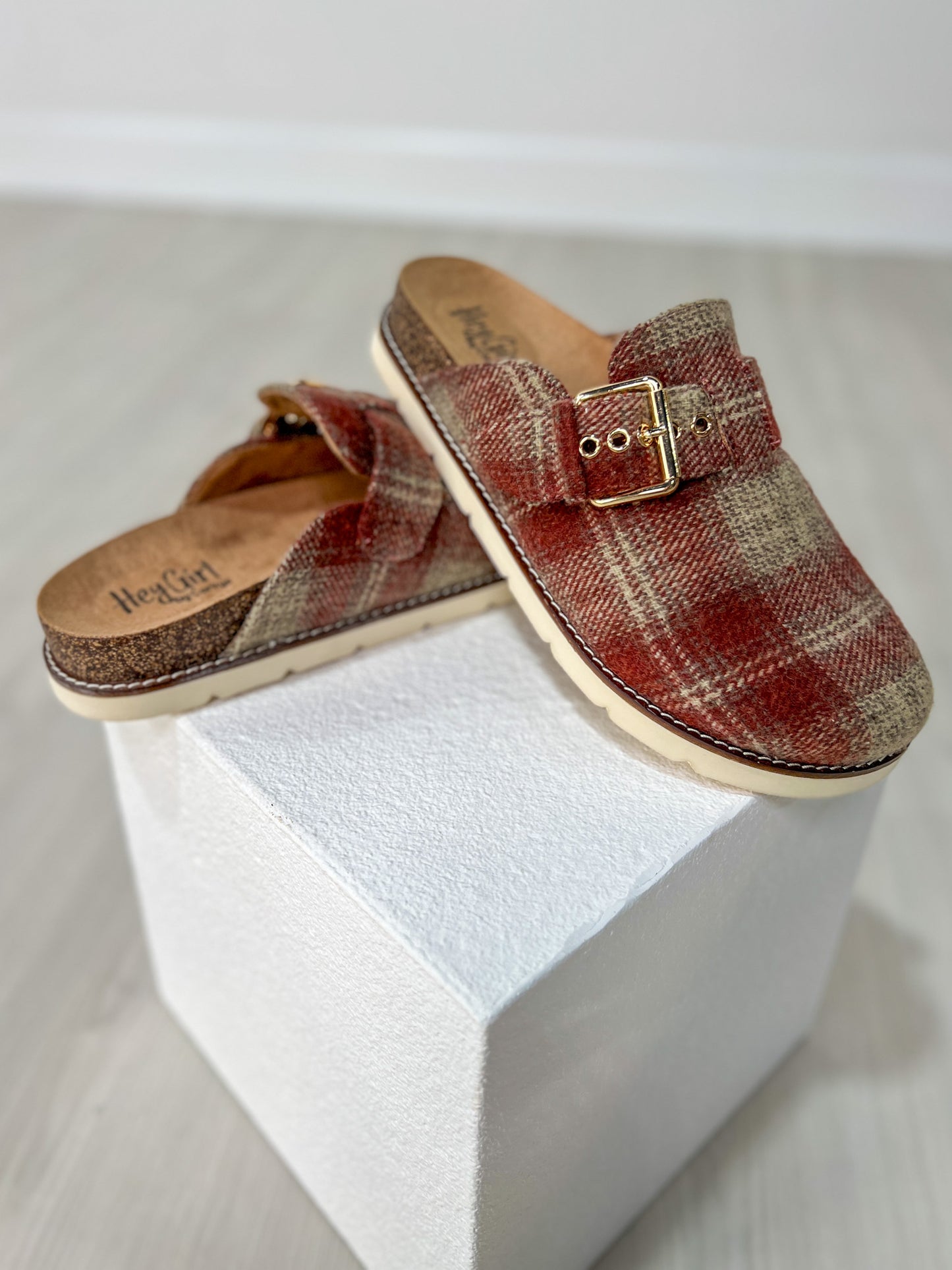 Corkys Day Dream Clogs in RUST PLAID