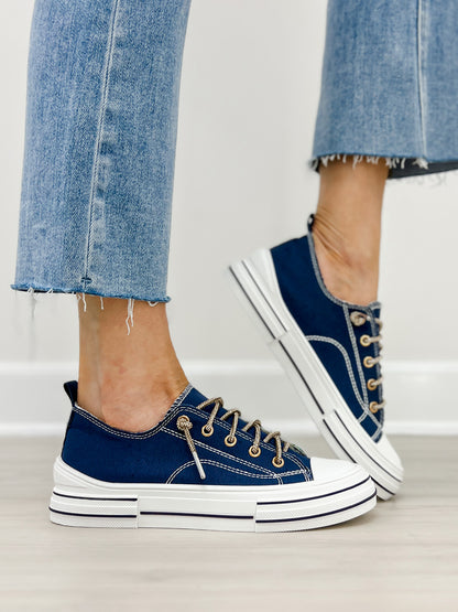 Very G Aman Gold Sneakers in NAVY