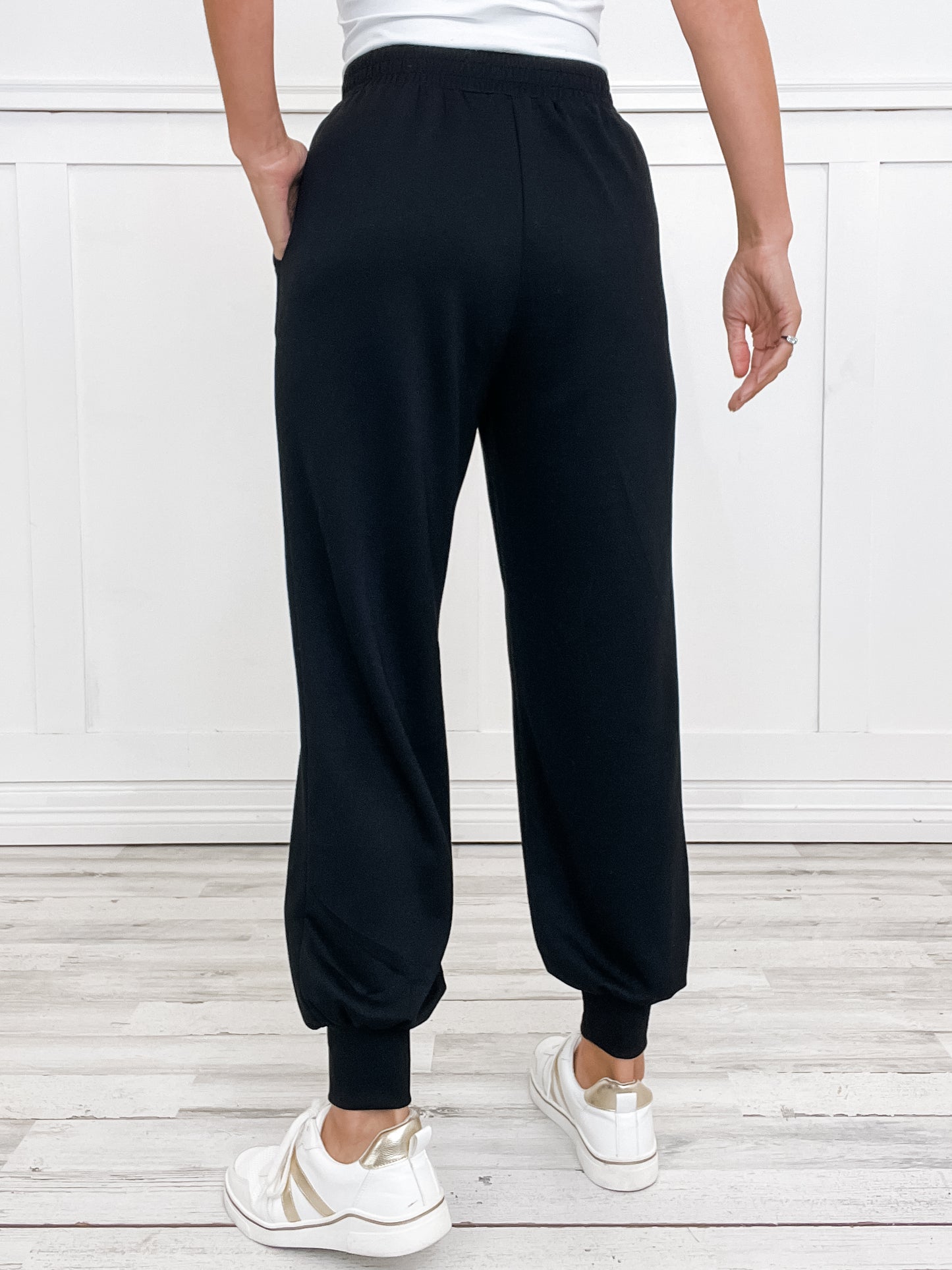 High Waisted Solid Knit Jogger