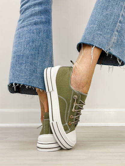Very G Aman Gold Sneakers in Khaki