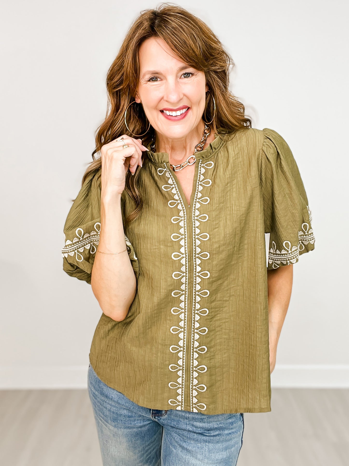 Solid Embroidered Short Bubble Sleeve Top