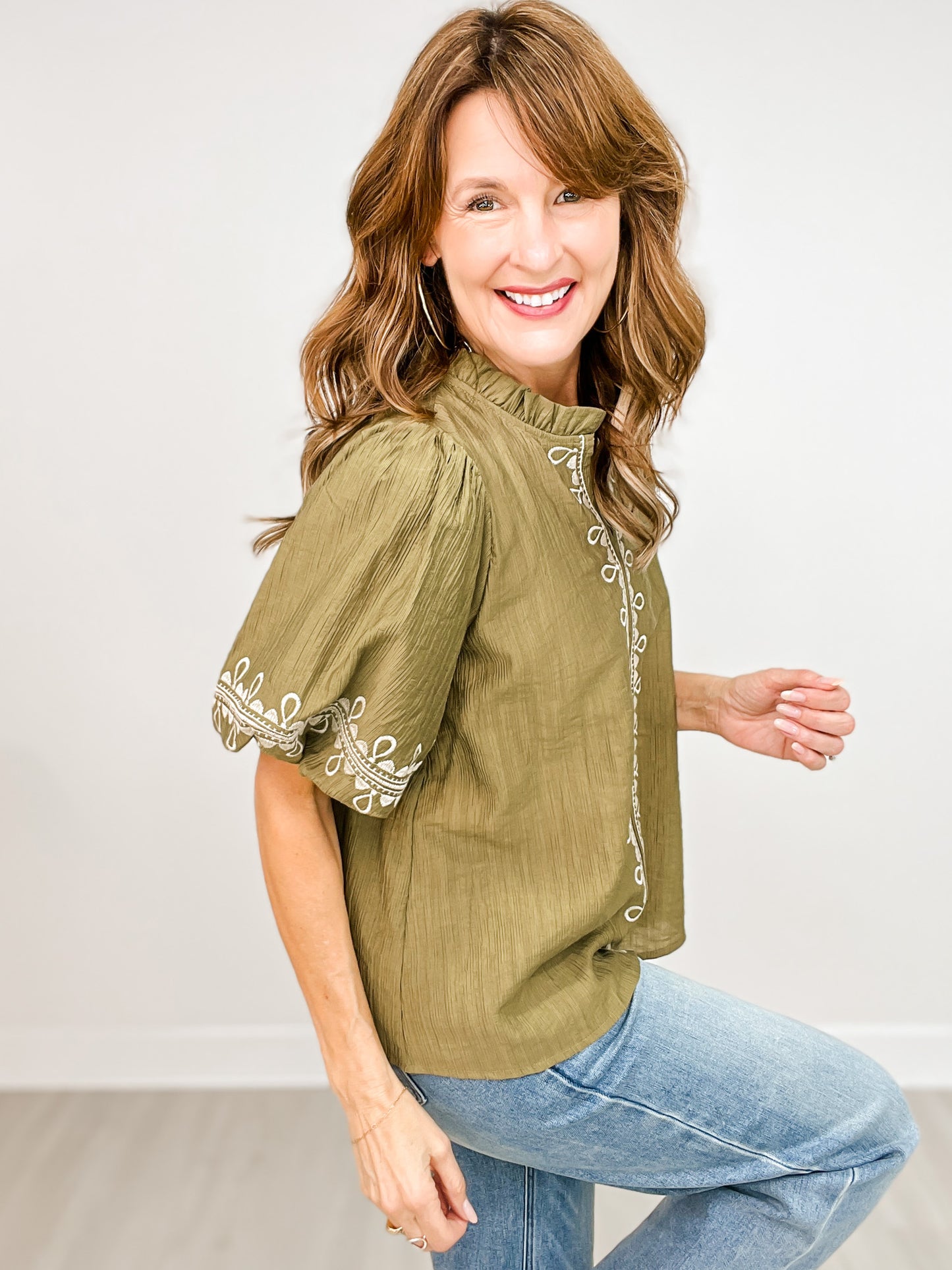 Solid Embroidered Short Bubble Sleeve Top