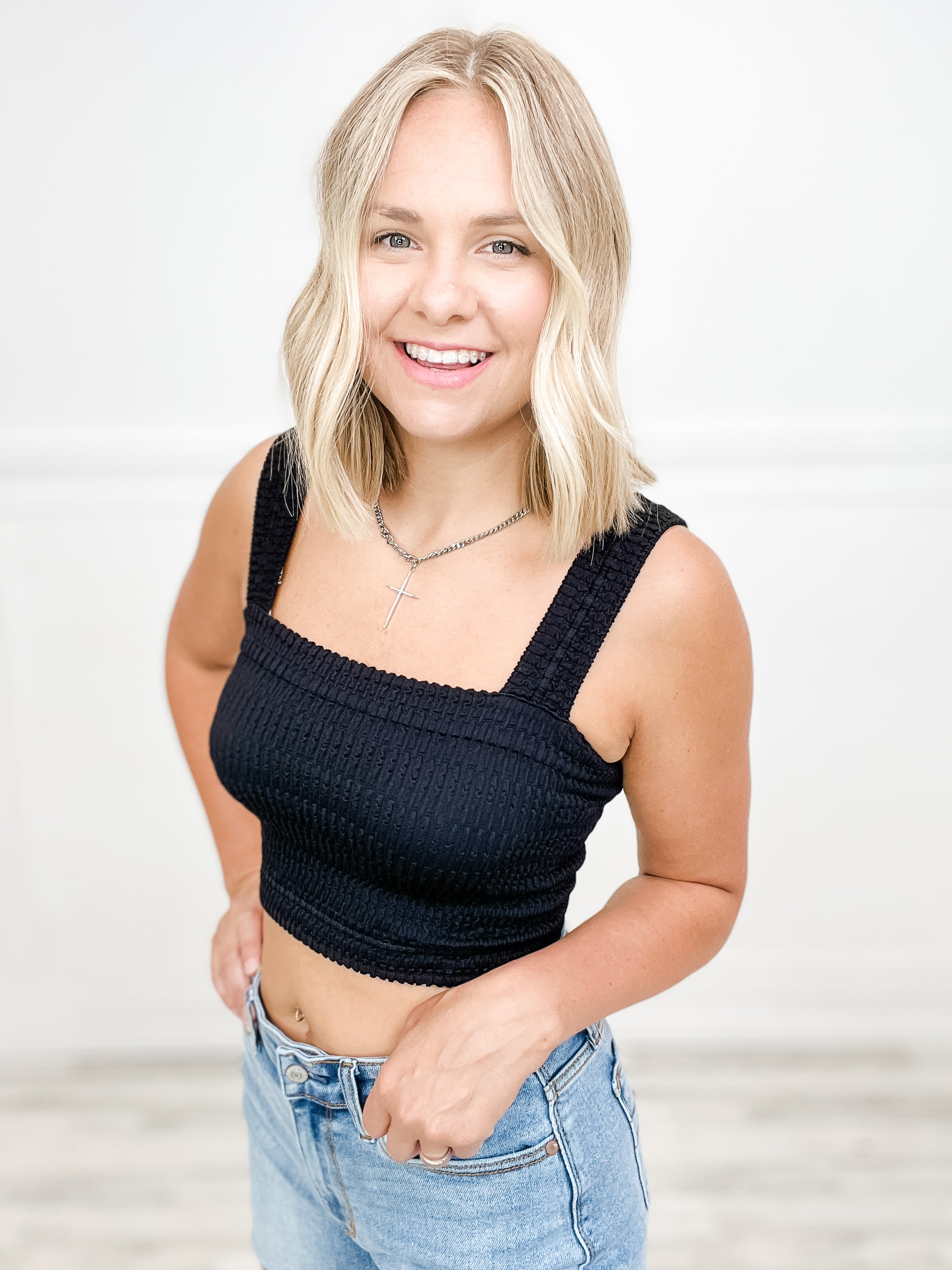 Cable Knit Highneck Crop Top
