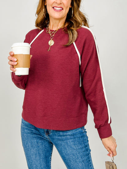 Cloudy Knit Piped Long Sleeve Top