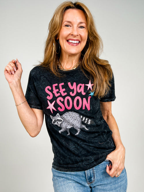 /collections/graphic-tees