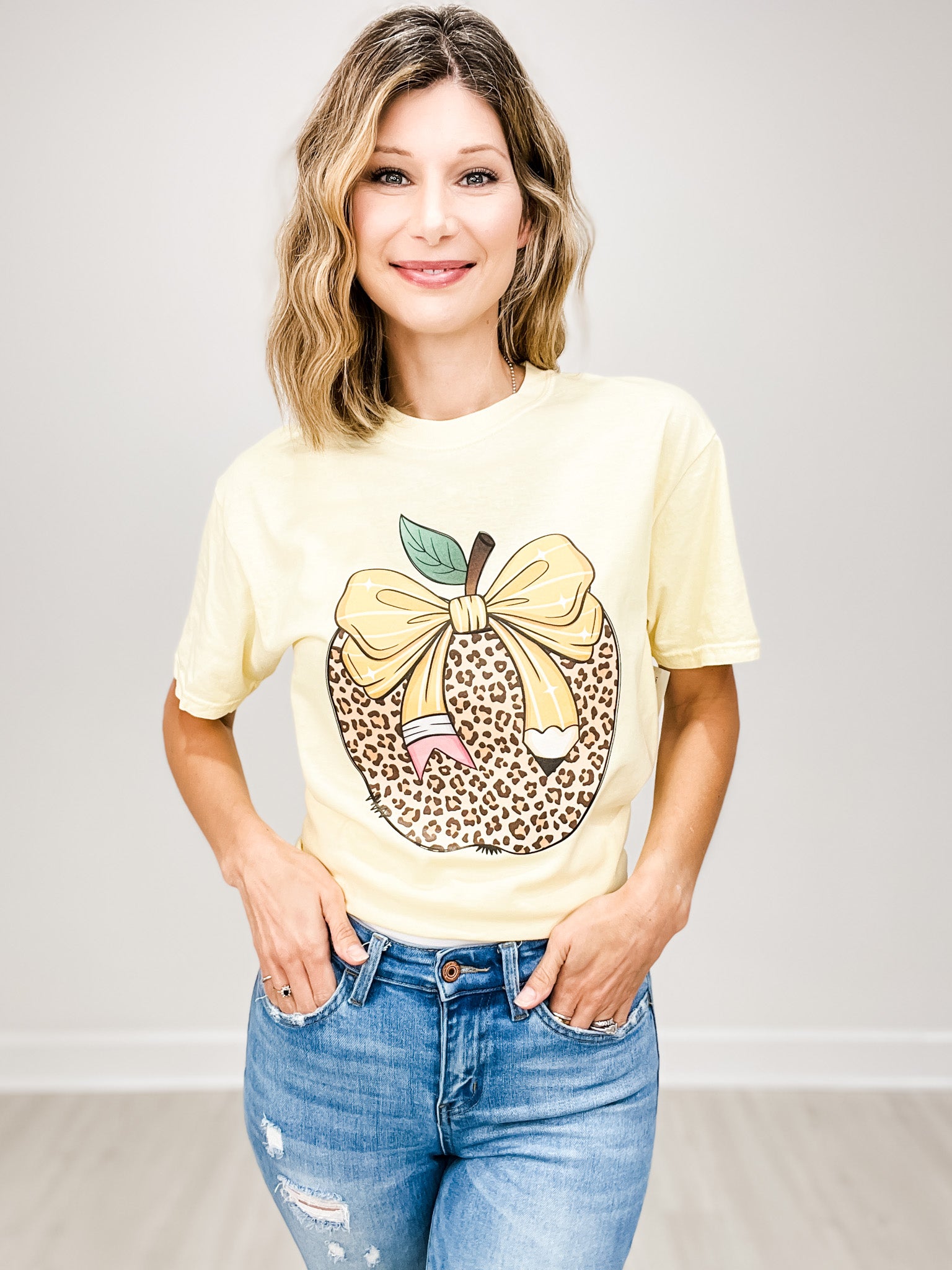 Leopard Print Apple Graphic Tee