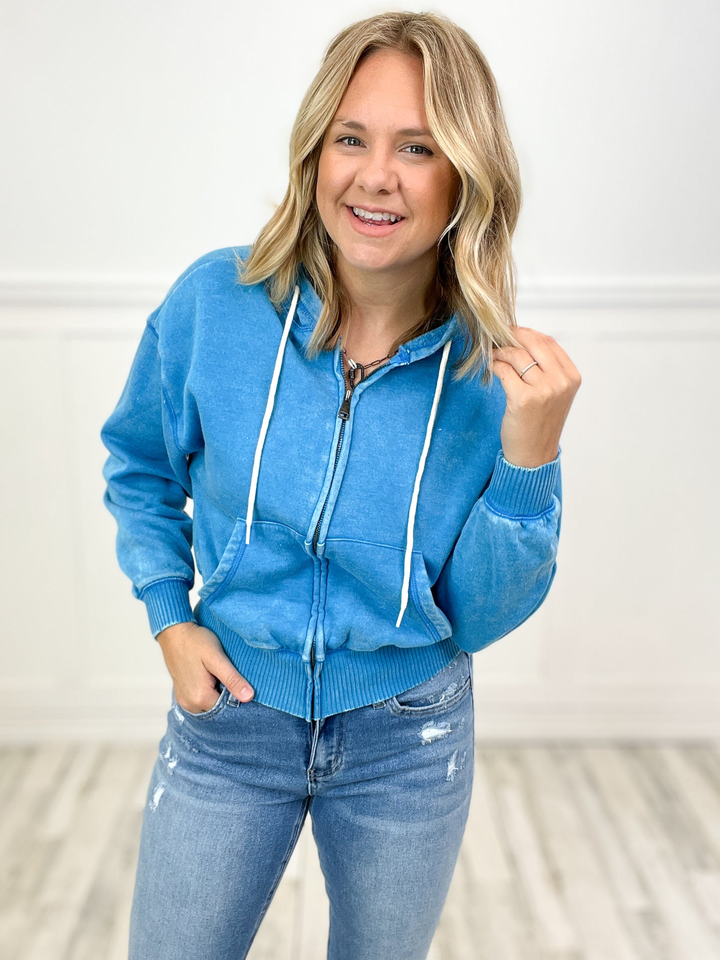 Stormy Vintage Wash Fleece Cropped Zip-Up Hoodie with Pockets-SET A