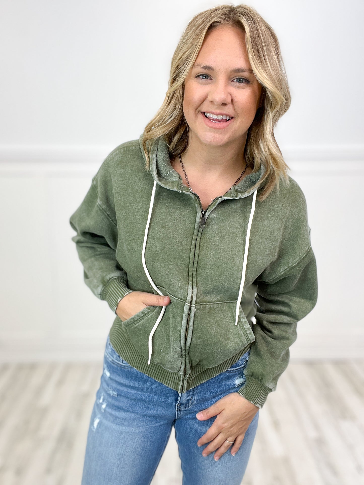 Stormy Vintage Wash Fleece Cropped Zip-Up Hoodie with Pockets-SET B