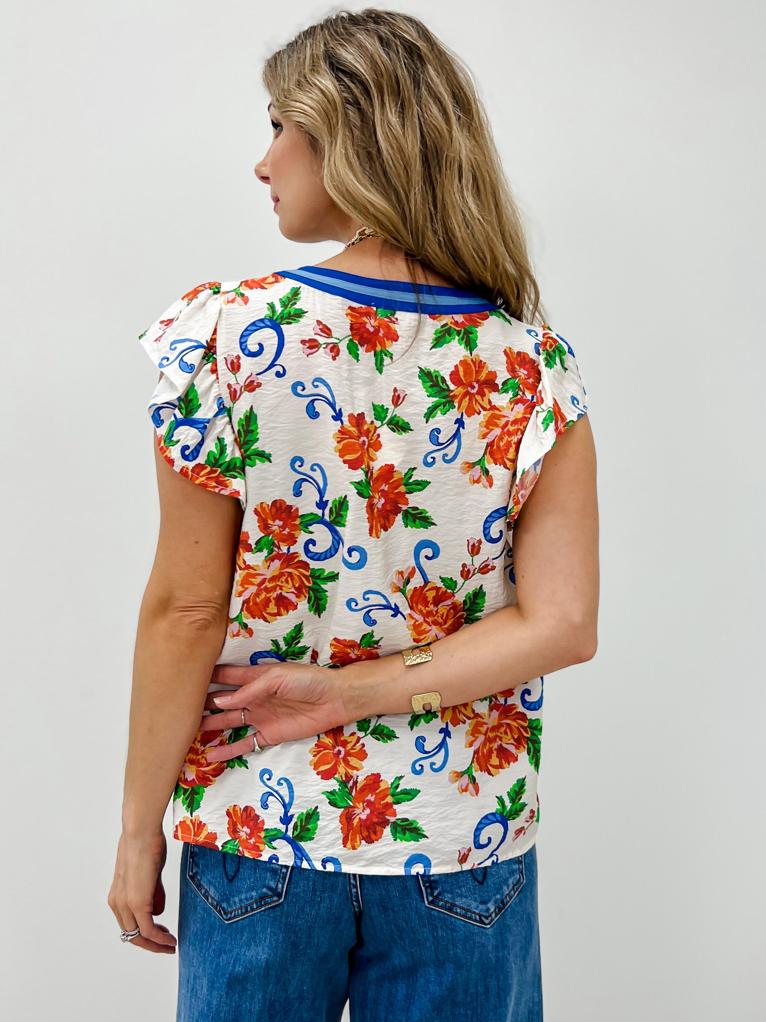 Floral Flutter Sleeve Blouse With Contrast V-Neck Binding