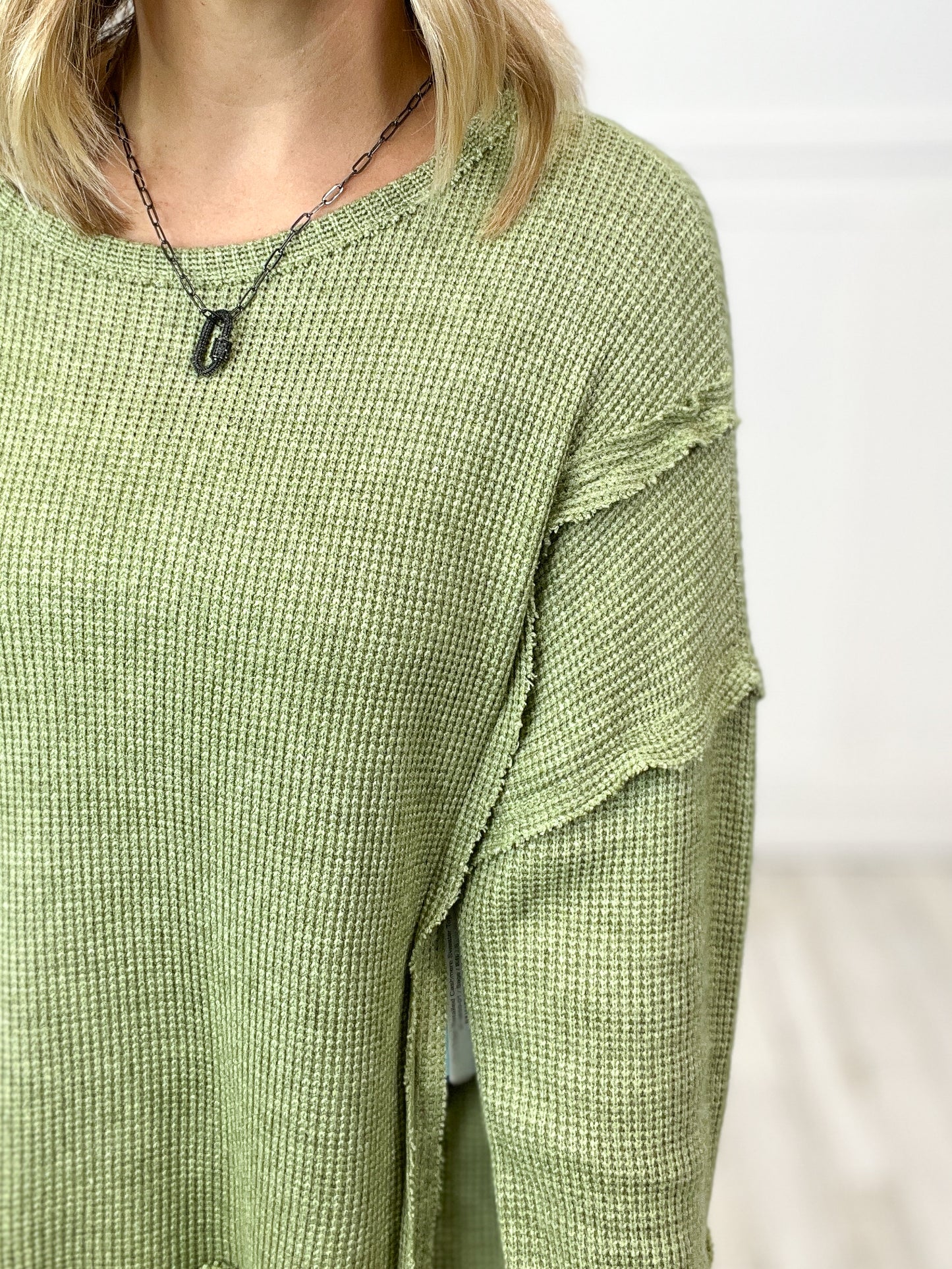 Cut Edge Detailed Cashmere Sweater Top