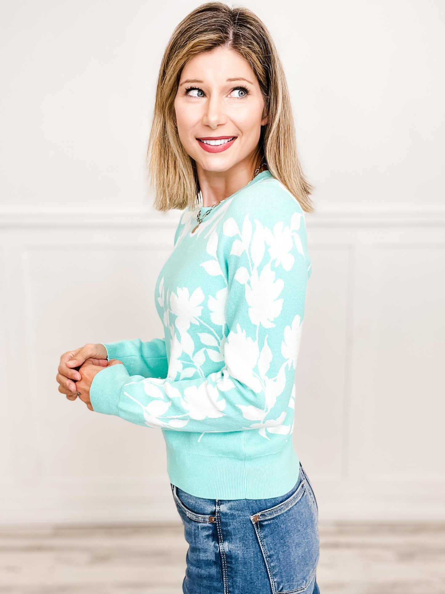 Jacquard Floral Prints Crew Neck Pullover Sweater