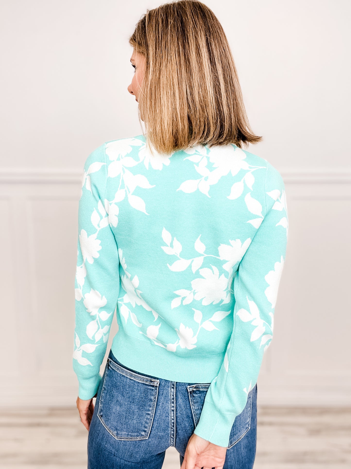 Jacquard Floral Prints Crew Neck Pullover Sweater