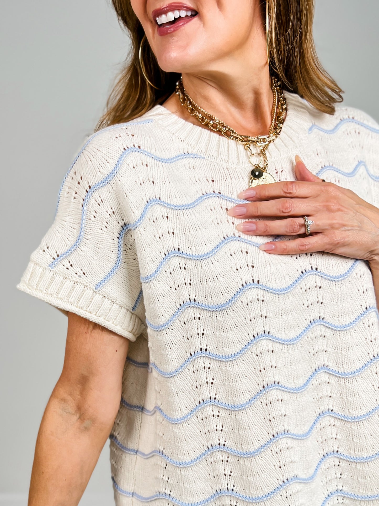 Drop Short Sleeve Scallop Striped Pattern Sweater Top