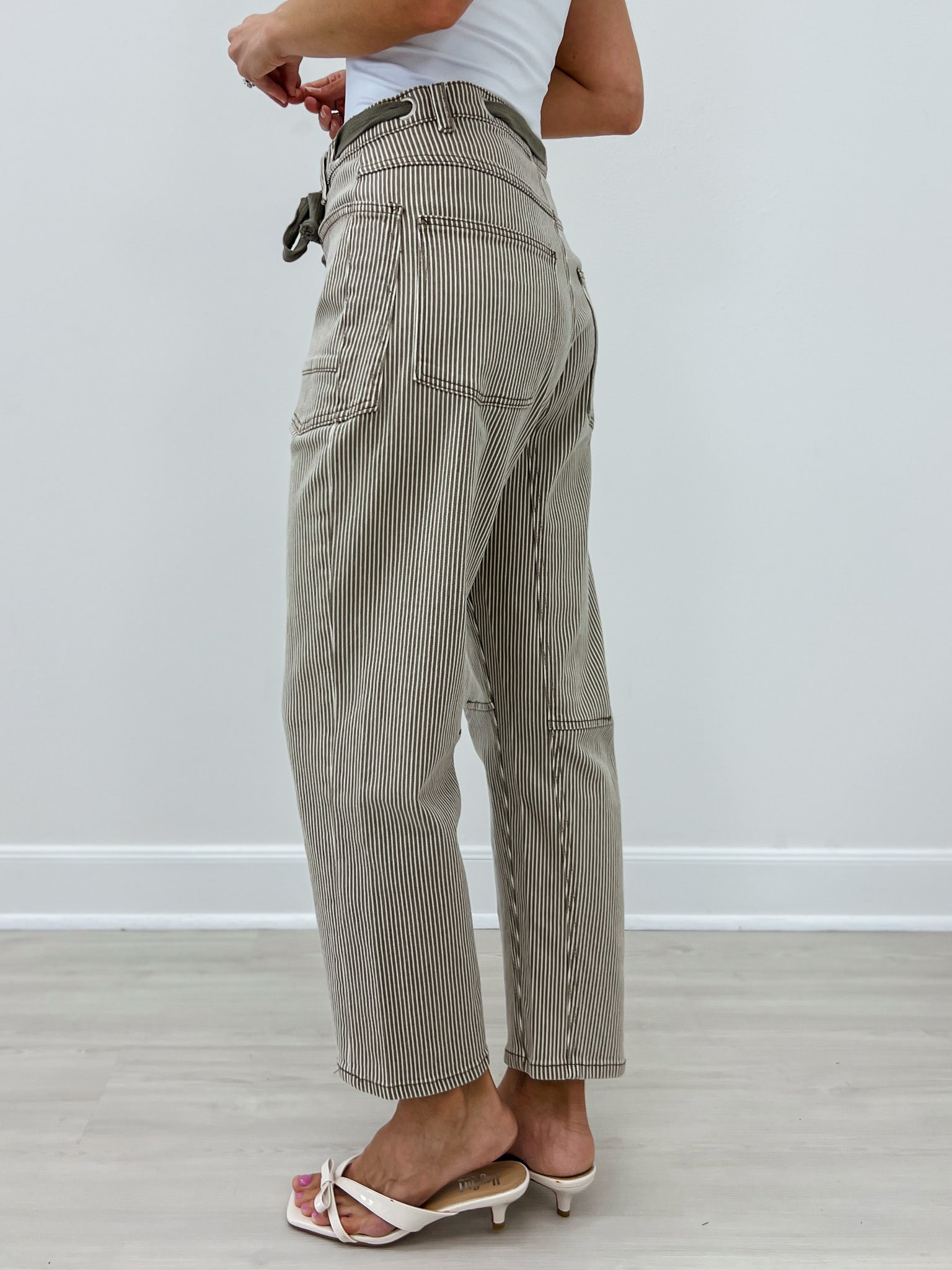 Stiped Stone Washed Barrel Pants With Belt
