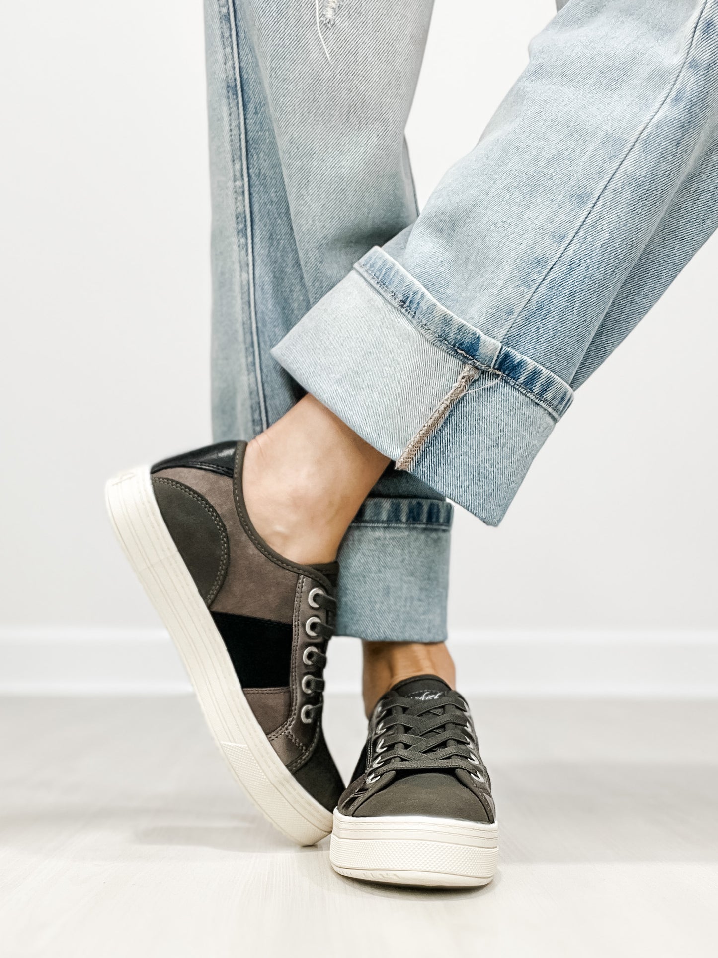 Blowfish Super Smile Lace Up Platform Sneakers in Black – Emma