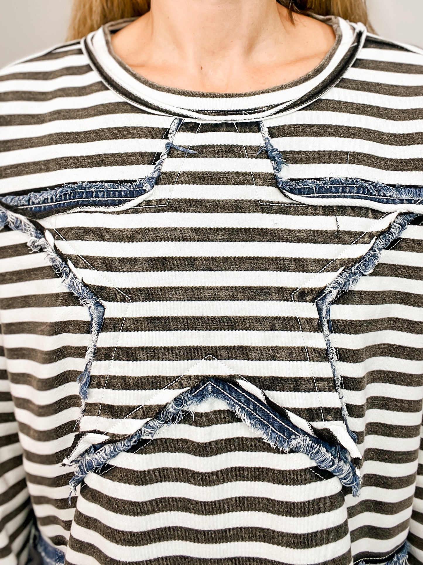 Star Patch Work Striped Top with Side Pockets