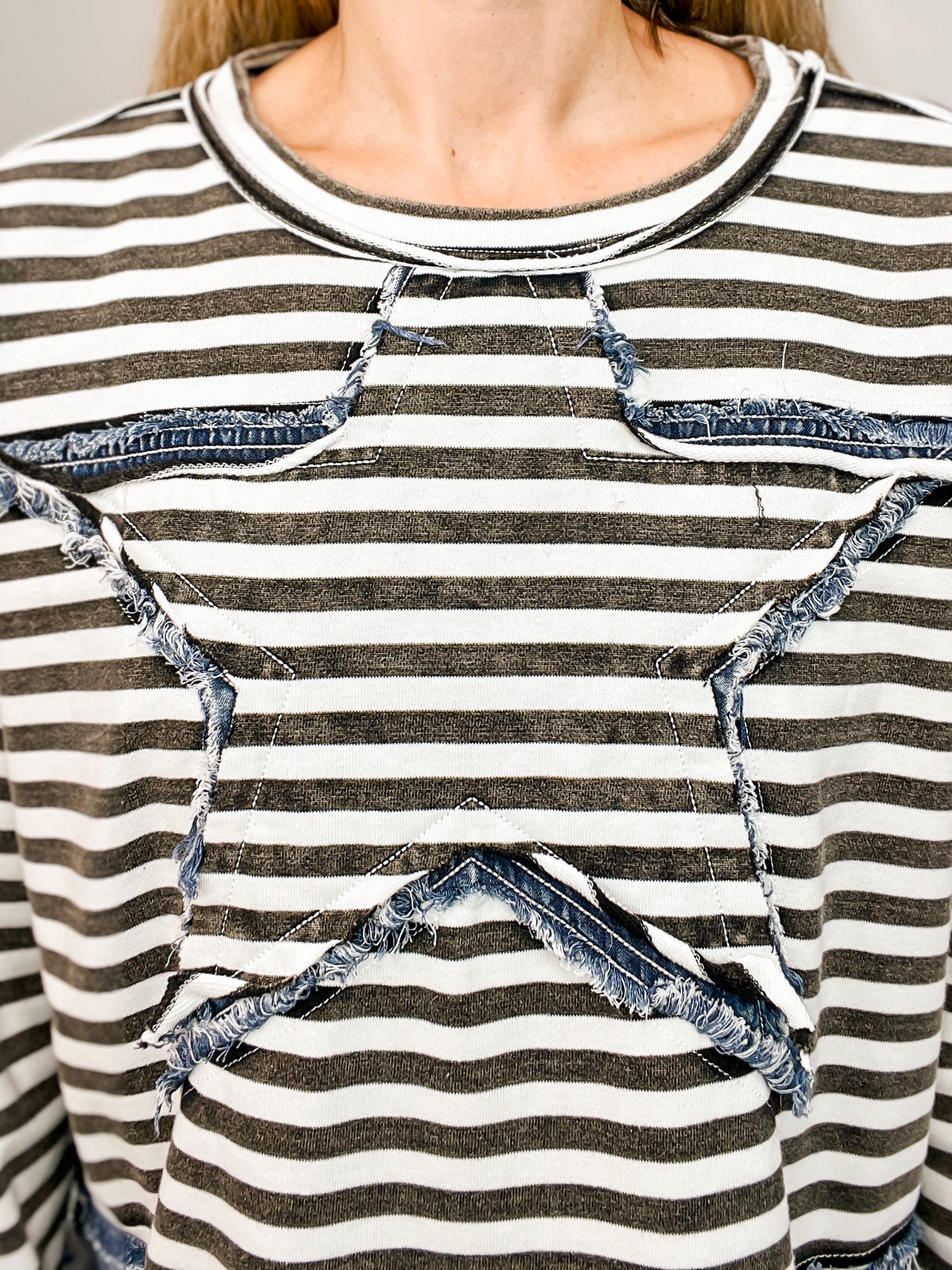 Star Patch Work Striped Top with Side Pockets