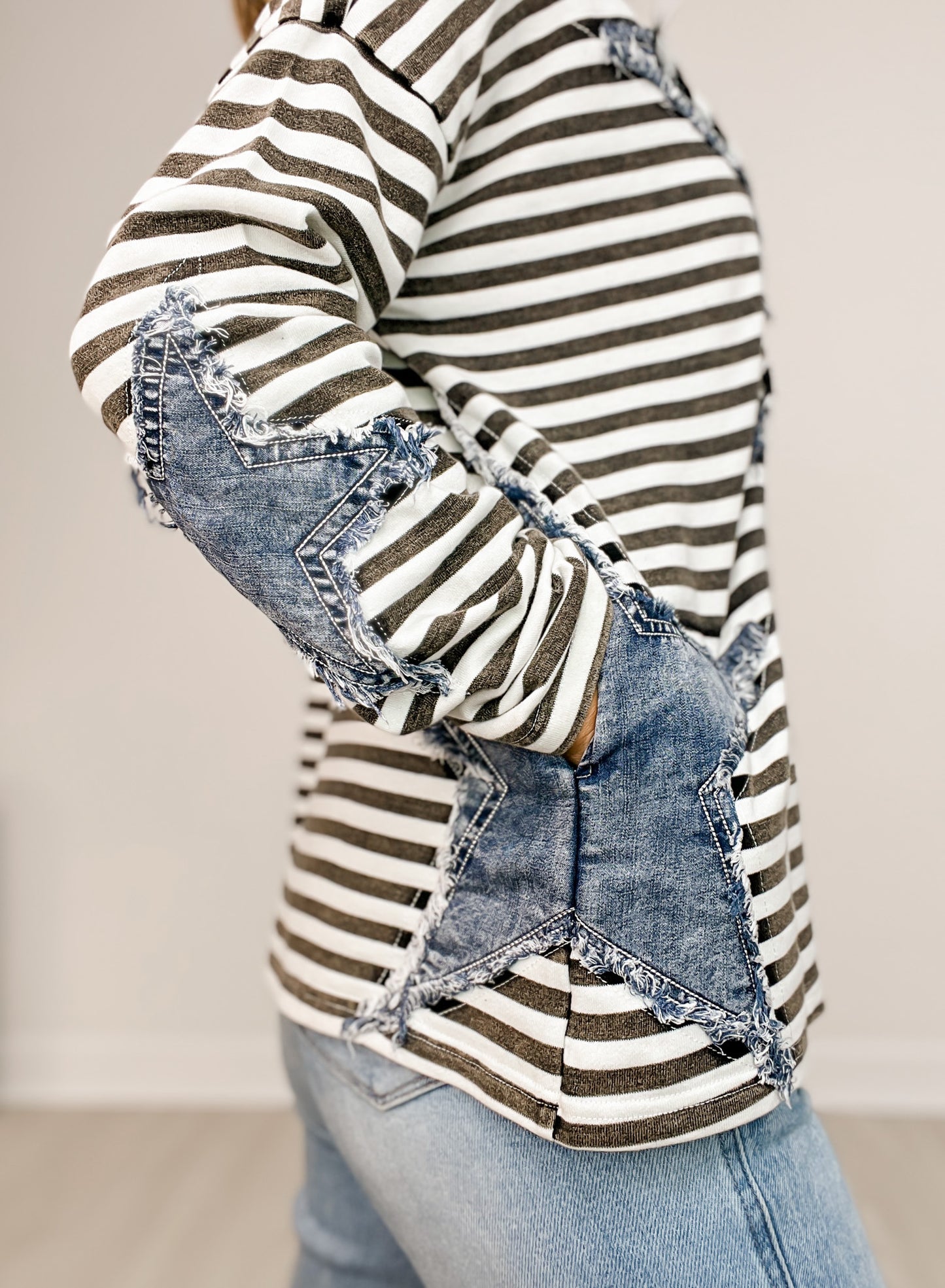 Star Patch Work Striped Top with Side Pockets