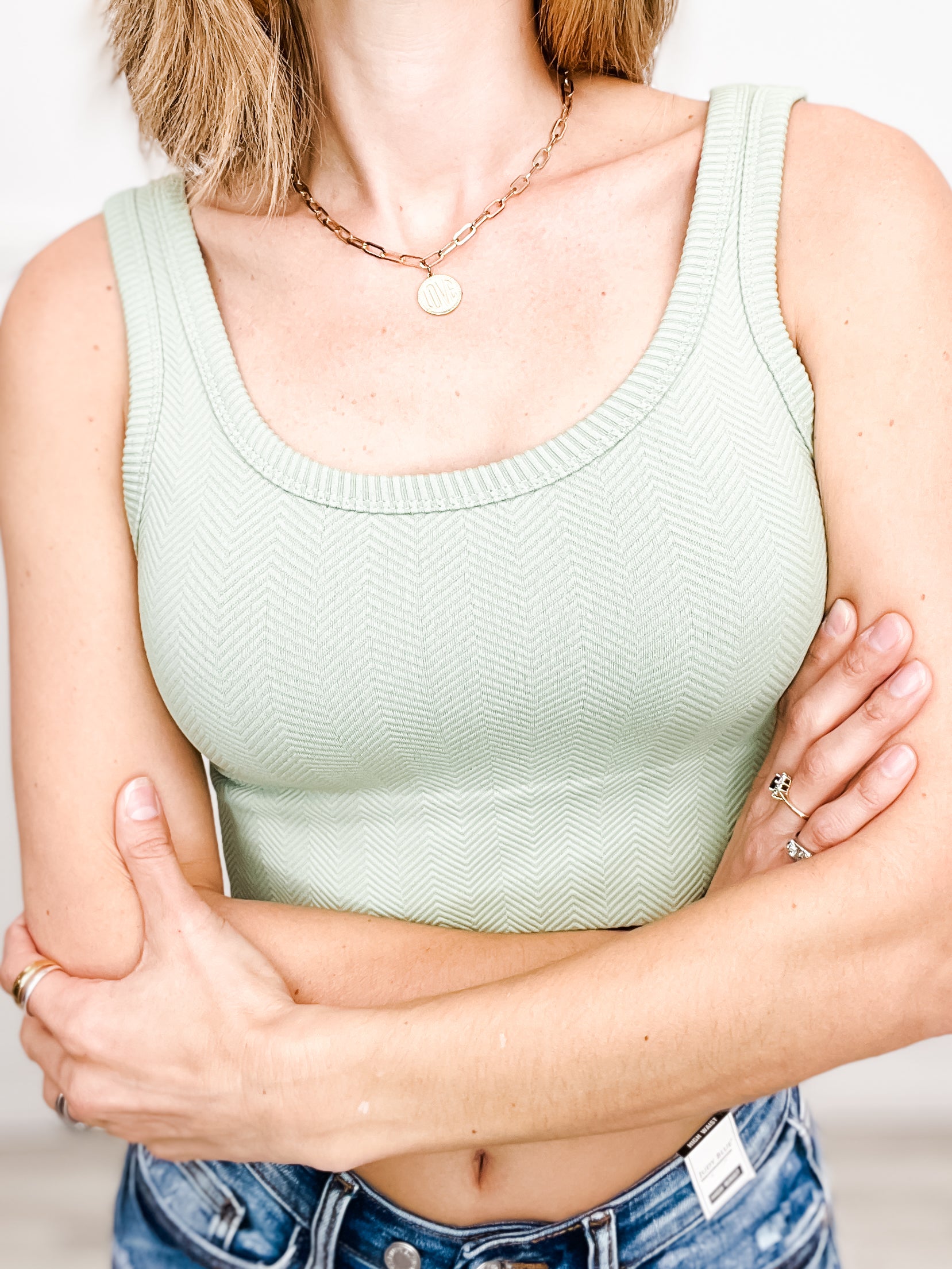 Soft Stretchy Crew Neck Sleeveless Crop Knit Top