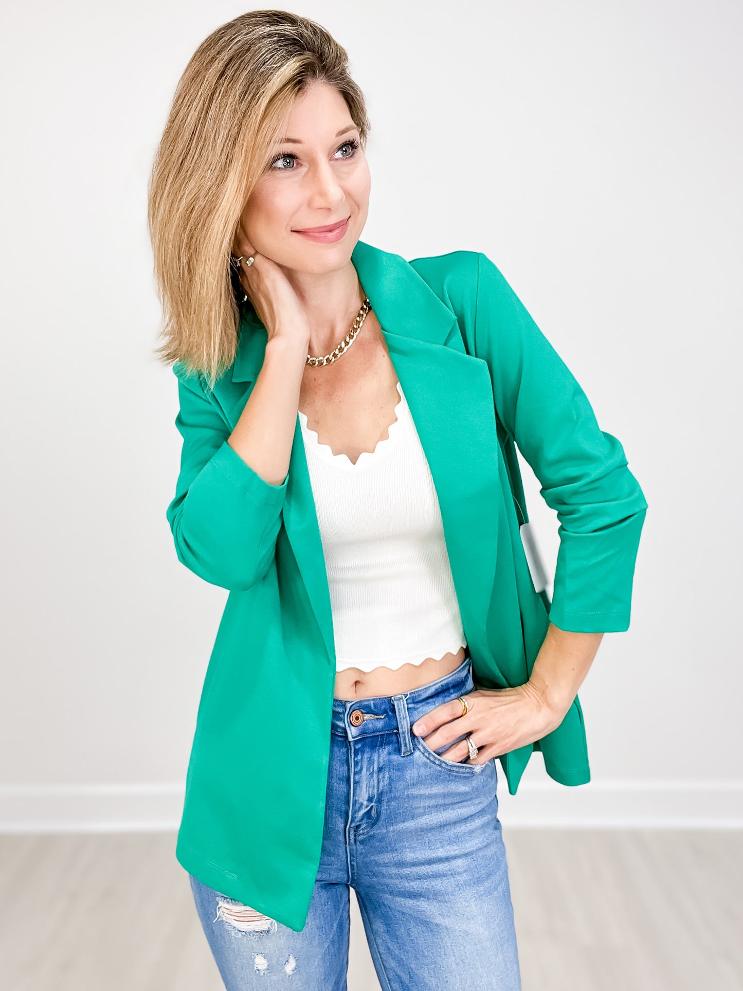 Magic 3/4 Length Ruching Sleeve Blazer in Kelly Green