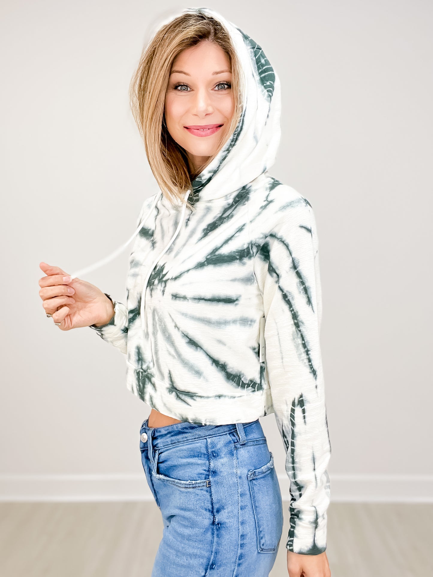 Mono B Cropped Hooded Tie Dye Top