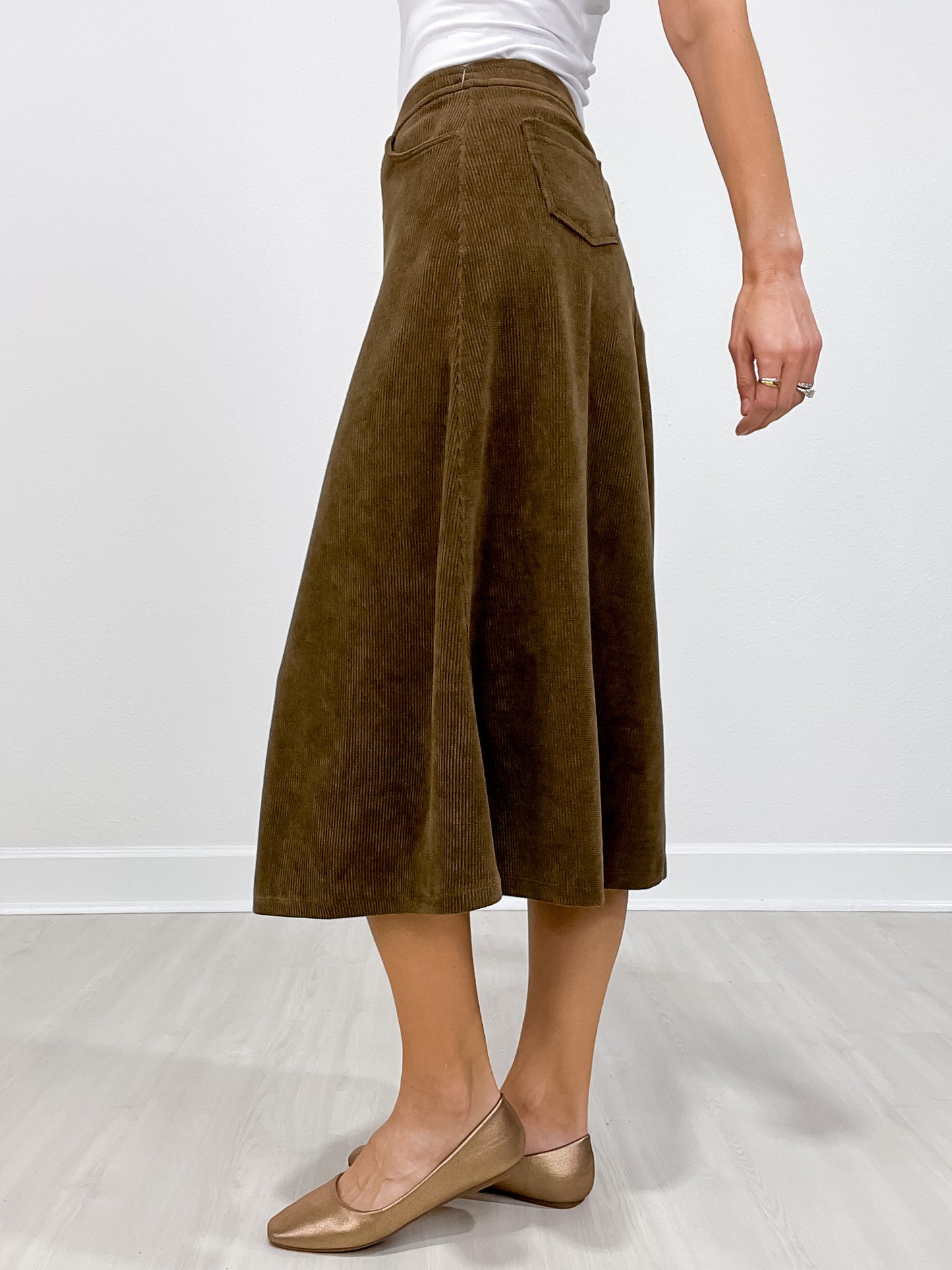 Relaxed Fit Ribbed Corduroy Flared Skirt