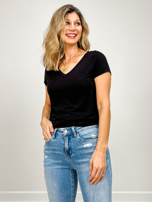 Rayon Short Sleeve V-neck Round Hem Top - GRP A