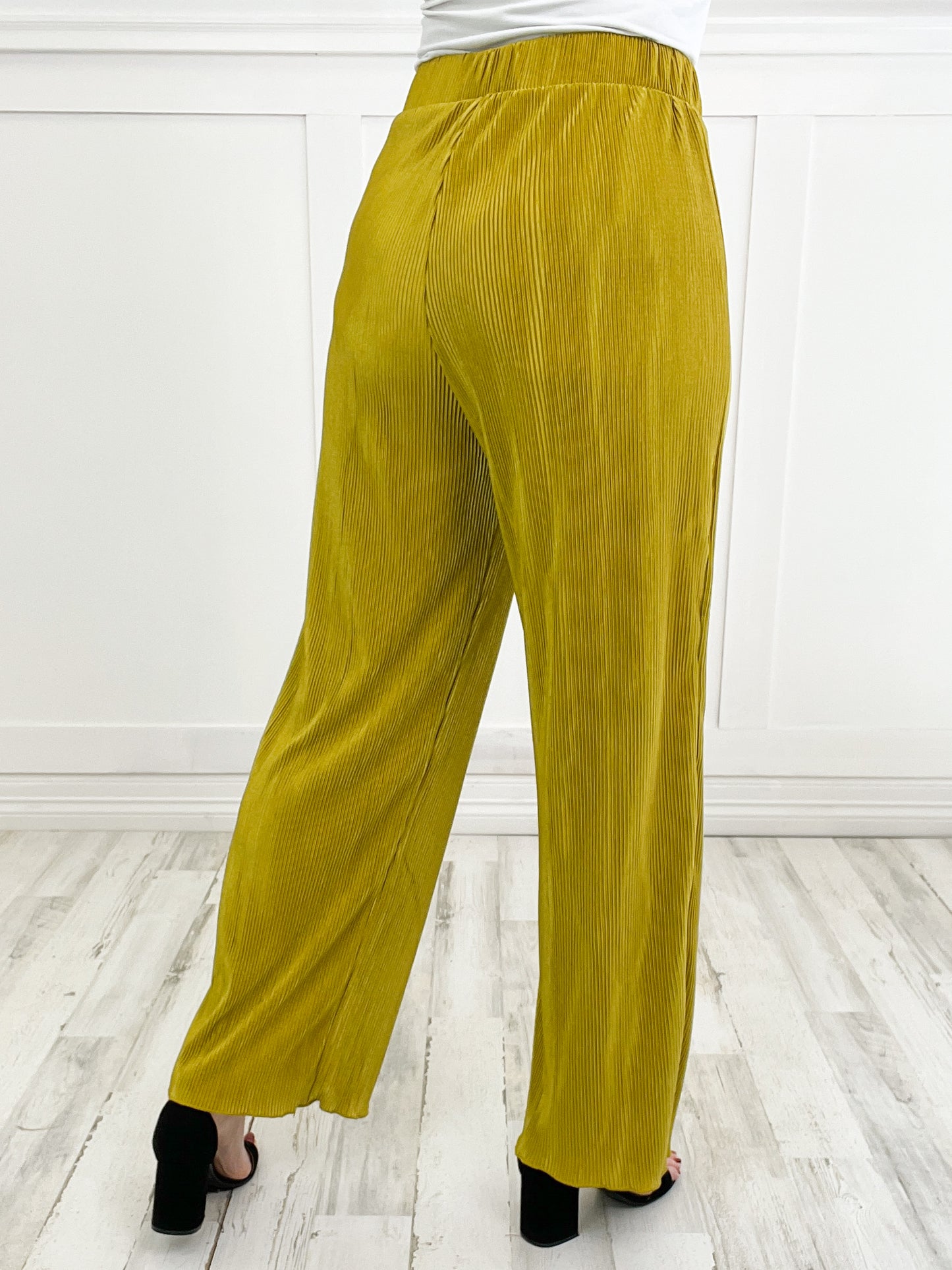 Like The Wind Long Pleated Flowy Pants