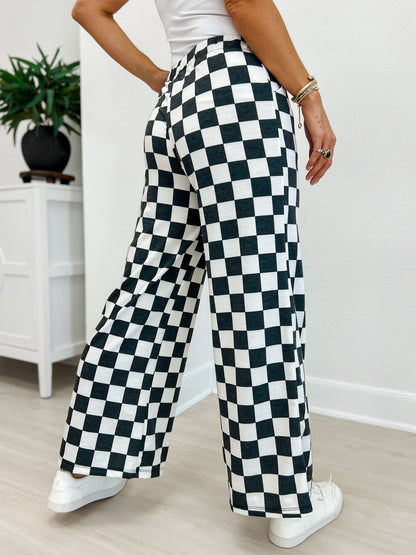 High Waist Checkered Straight Leg Knit Pants-Black/White