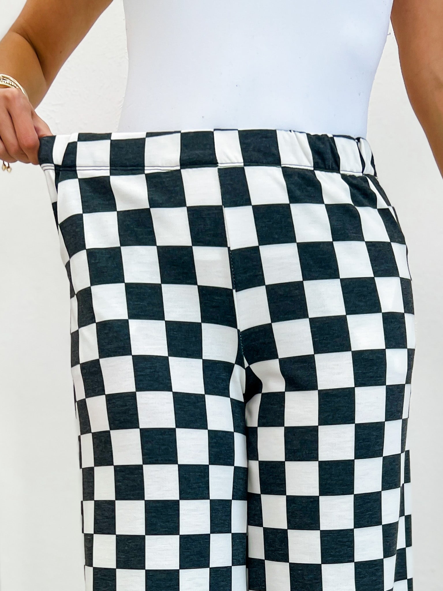 High Waist Checkered Straight Leg Knit Pants-Black/White