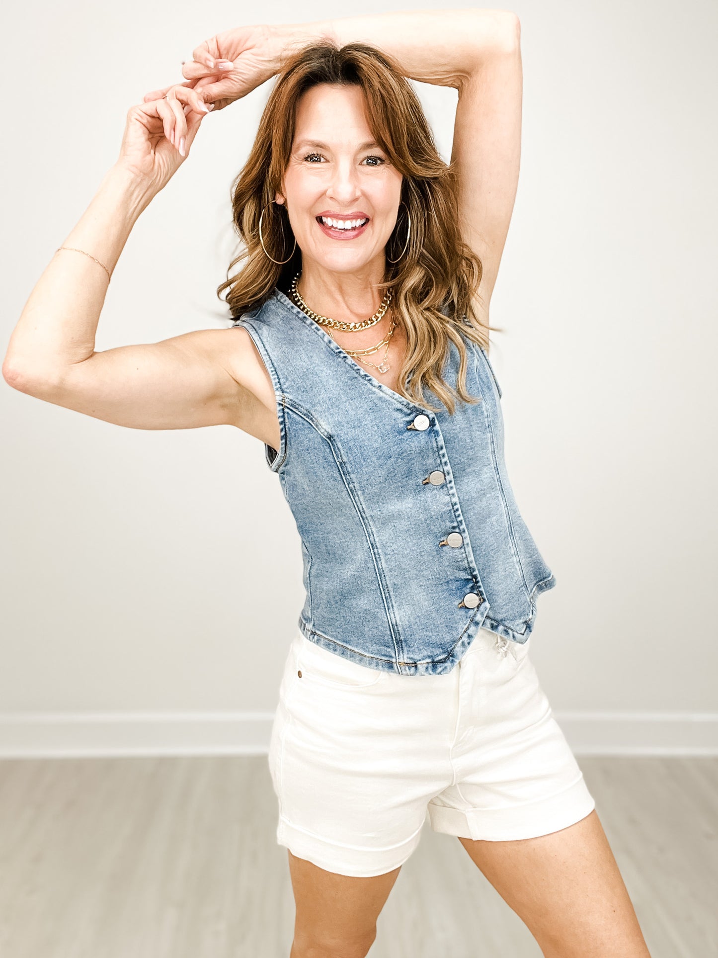 Risen V-Neck Denim Sleeveless Button Down Vest