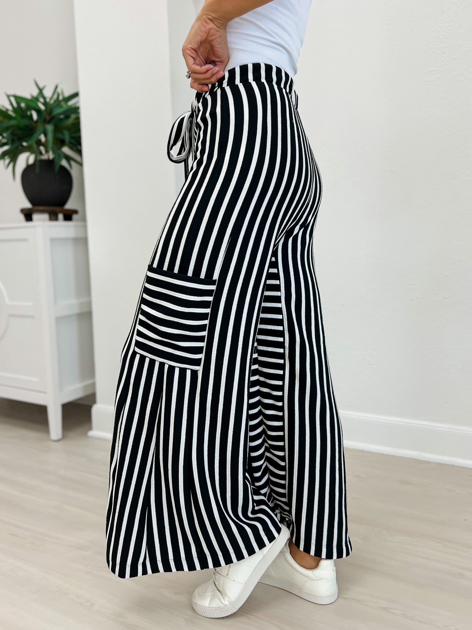 Stripe Wide Leg Pants