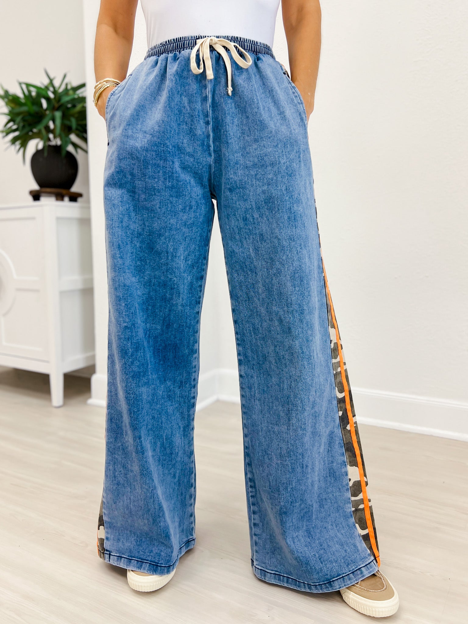 Camo Side Stripe Wide Leg Denim Pants