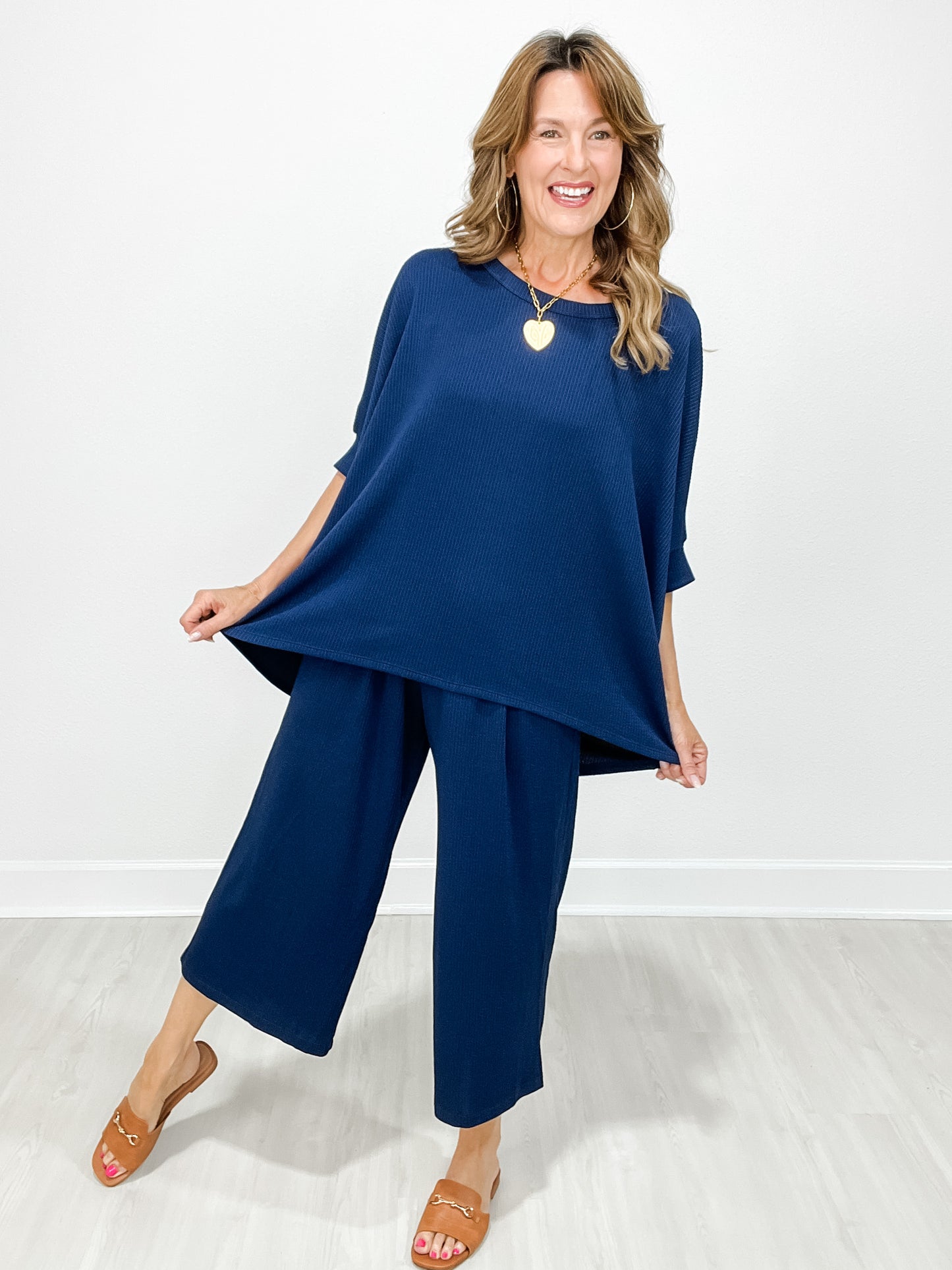 Solid Jacquard Loose Fit Top with Wide Leg Pants Set in Navy