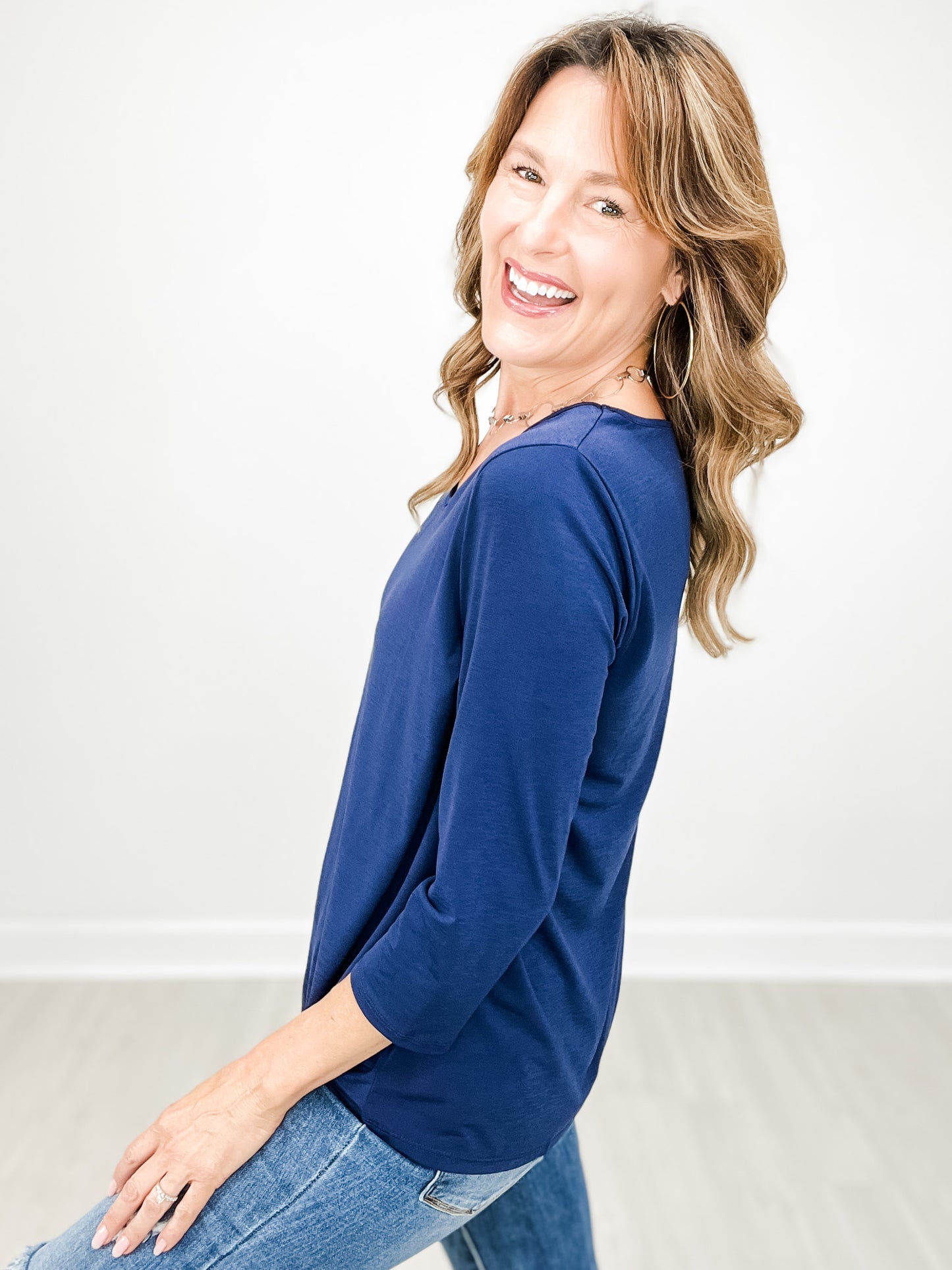 V-Neck Poly Blend 3/4" Sleeve Top in NAVY