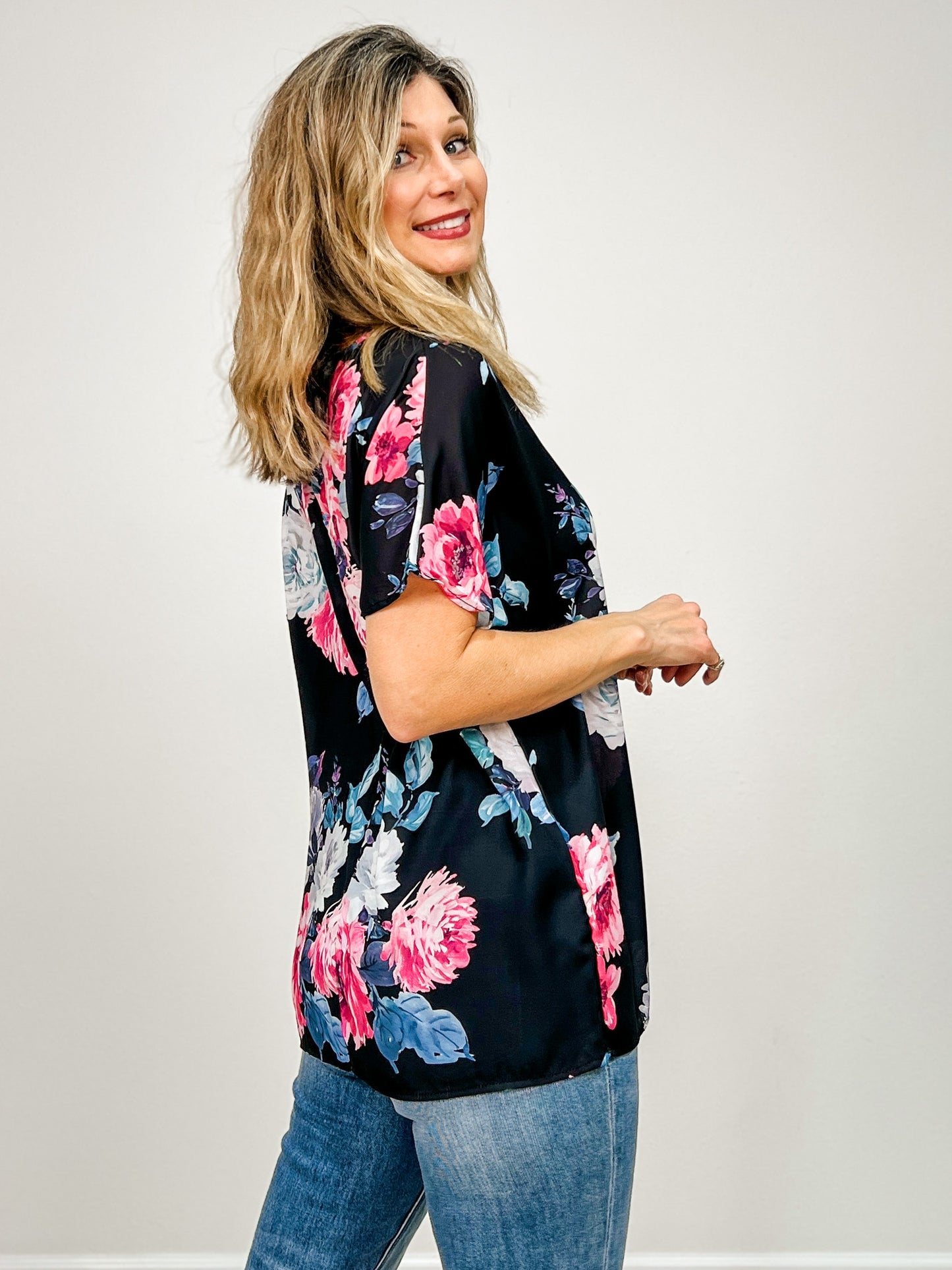 Floral Print Relaxed Woven V Neck Top