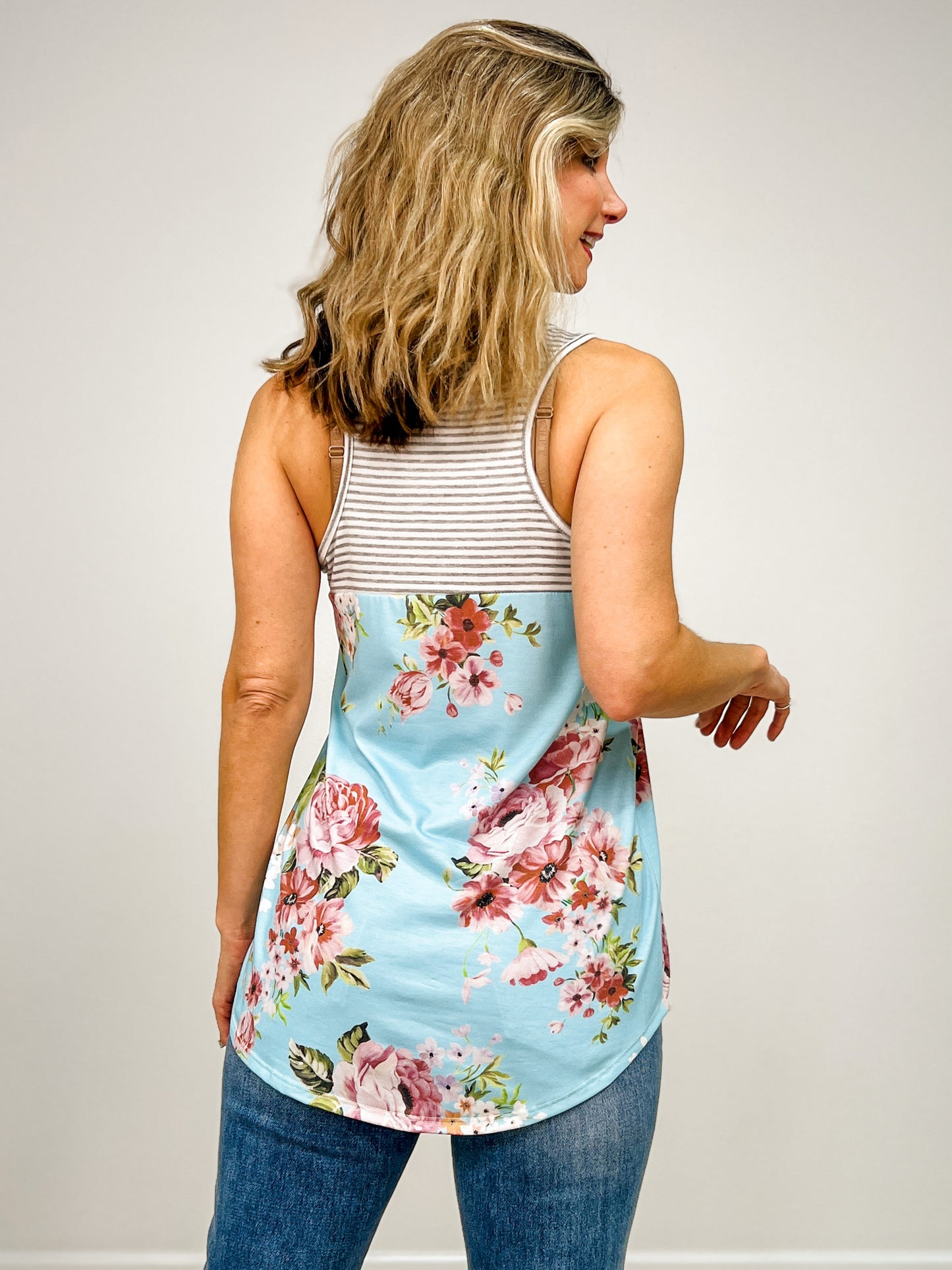 Floral Print Sleeveless Woven Top