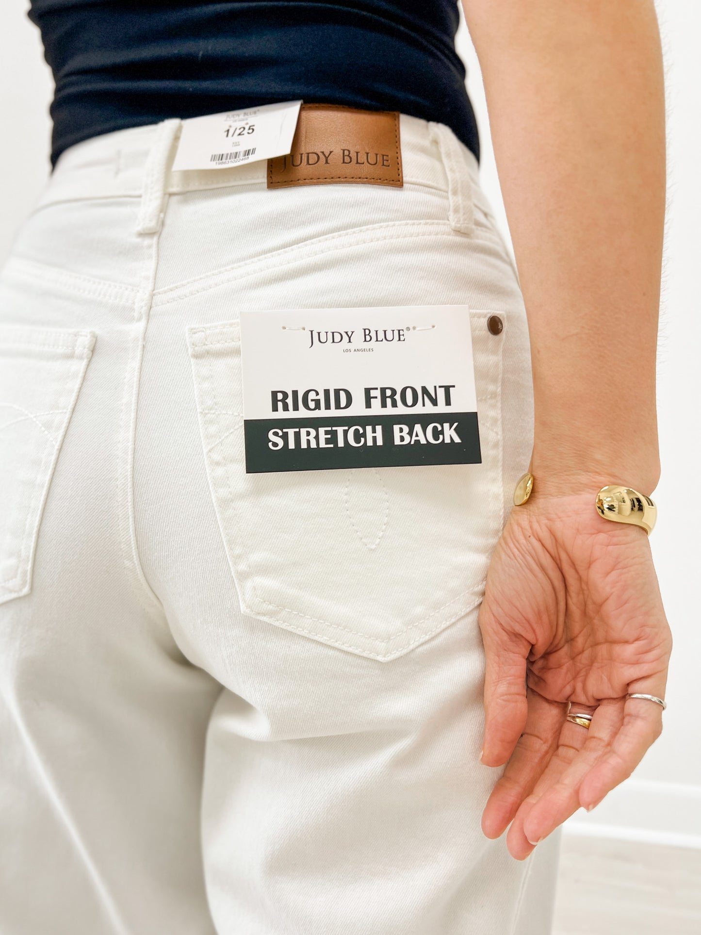 Judy Blue CLEAN SLATE High Waist Rigid Magic Barrel White Denim