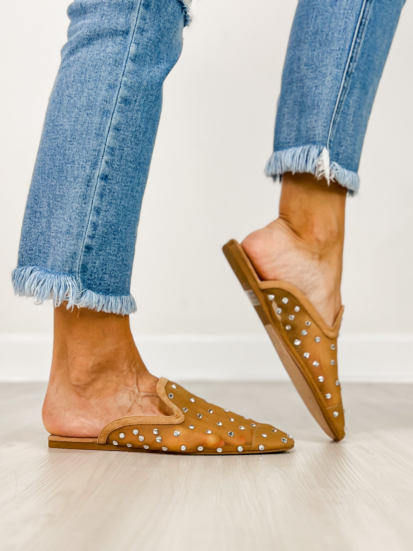 Corkys To Die For Slides in Camel