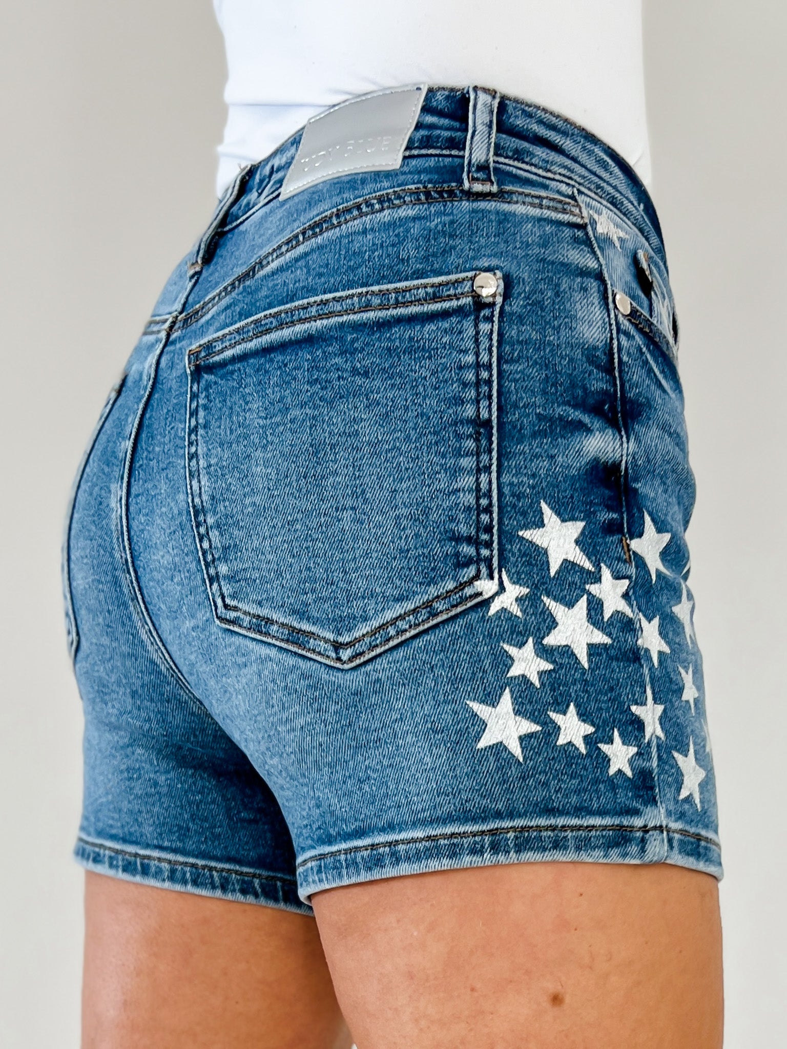 Judy Blue HW Slim Short Star Splatter