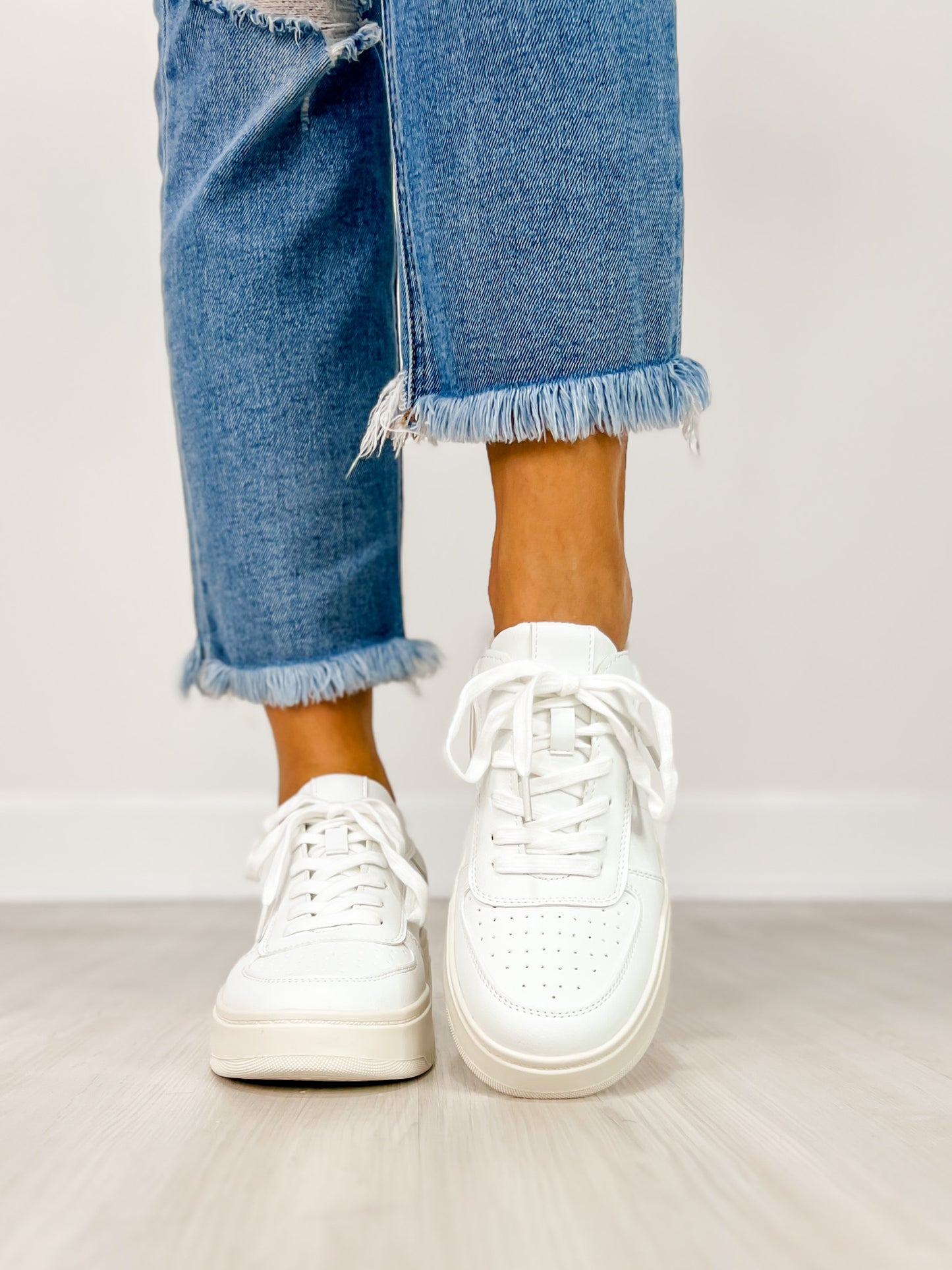 Corkys Pregame Tennis Shoes in WHITE