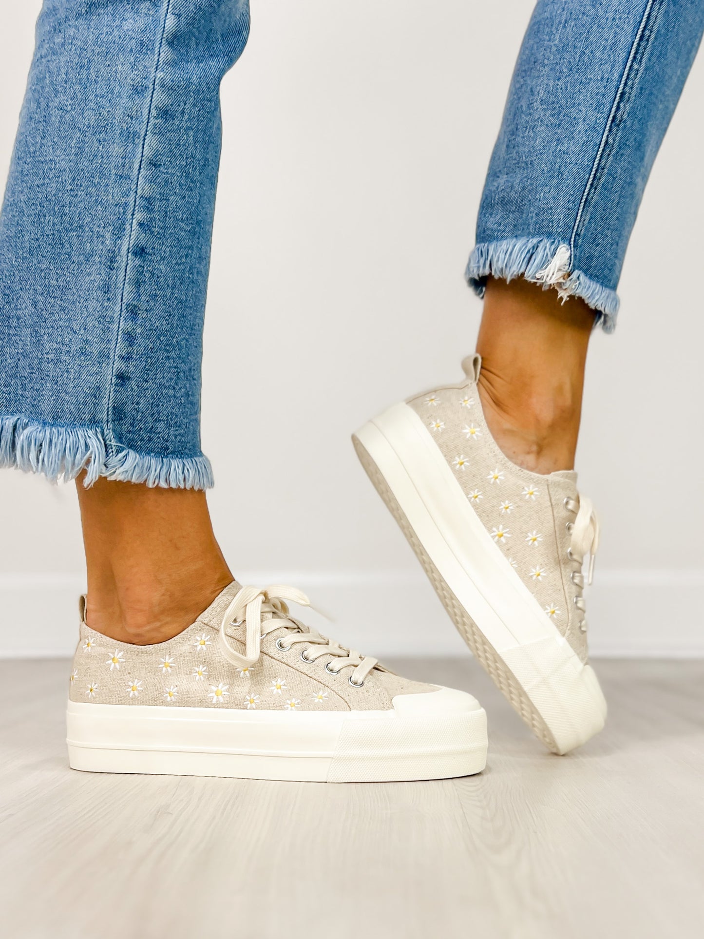 Corkys Take The Lead Tennis Shoes in Natural with Daisies